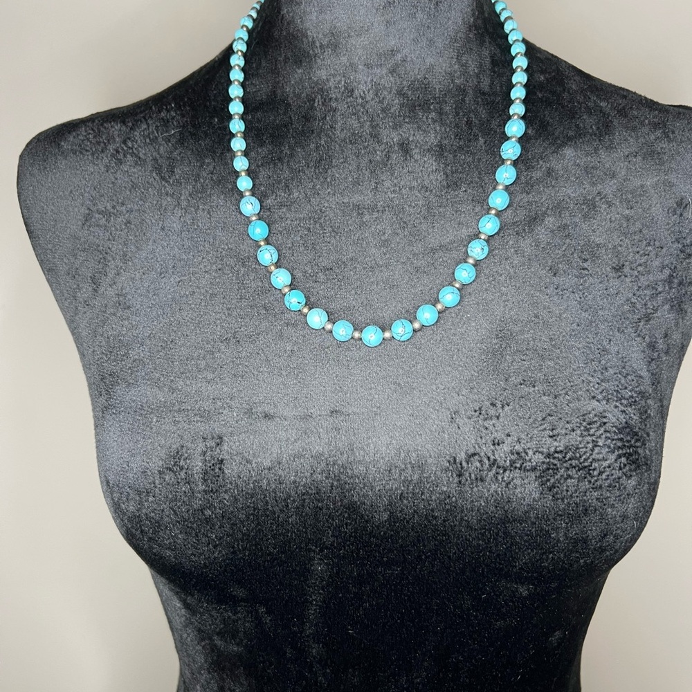 Turquoise Beaded Necklace